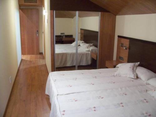 Doade Hotel Hio Luaran gambar