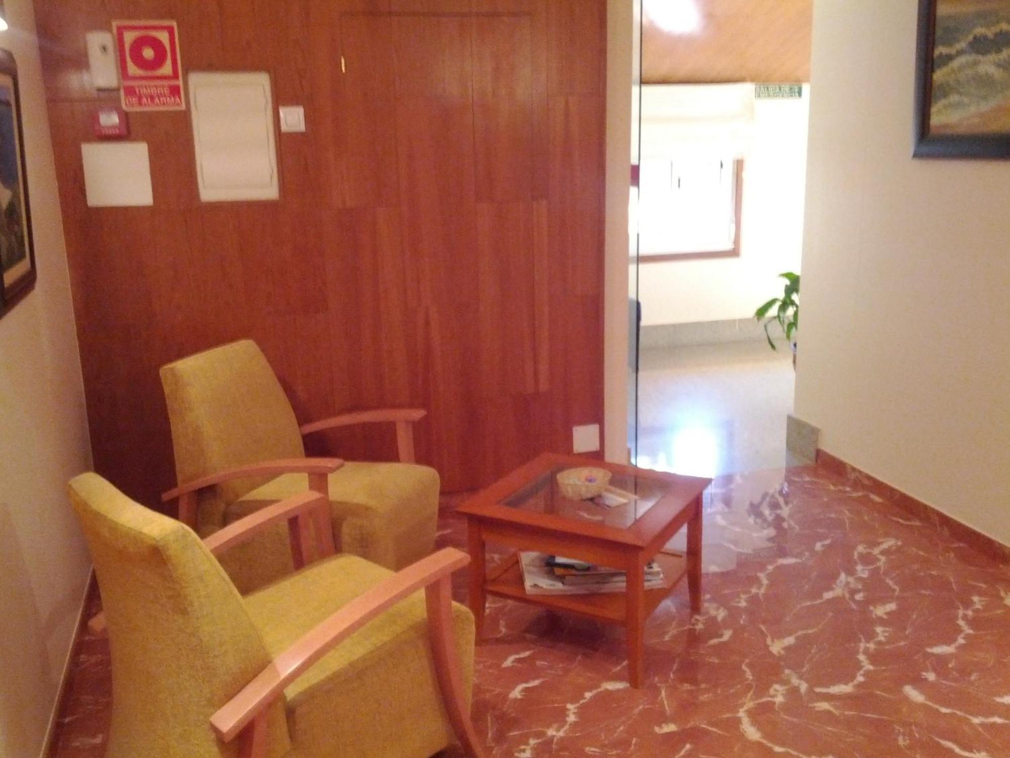 Doade Hotel Hio Luaran gambar