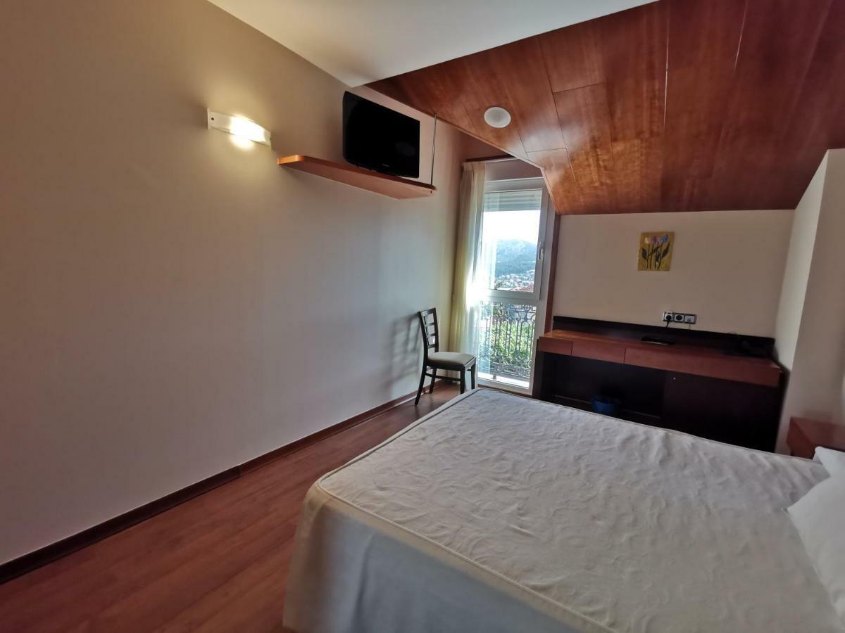 Doade Hotel Hio Luaran gambar